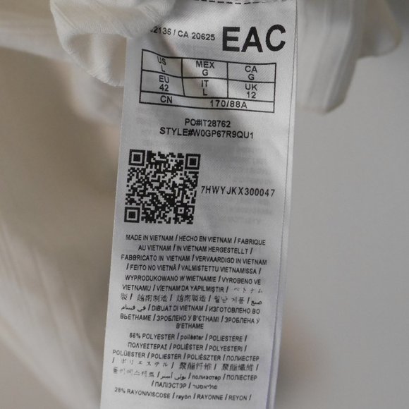 White Peasant Style Guess Top Size L - Picture 8 of 9